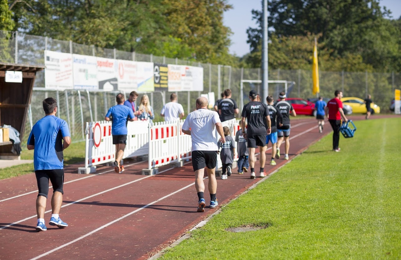 Bild vom 9. Benefizlauf im Jahr 2016. Dies ist das 100. Bild.